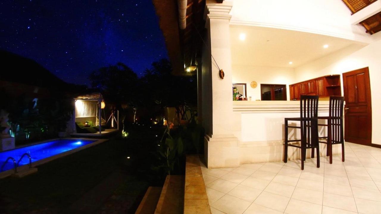 Arona Villa Sanur Buitenkant foto