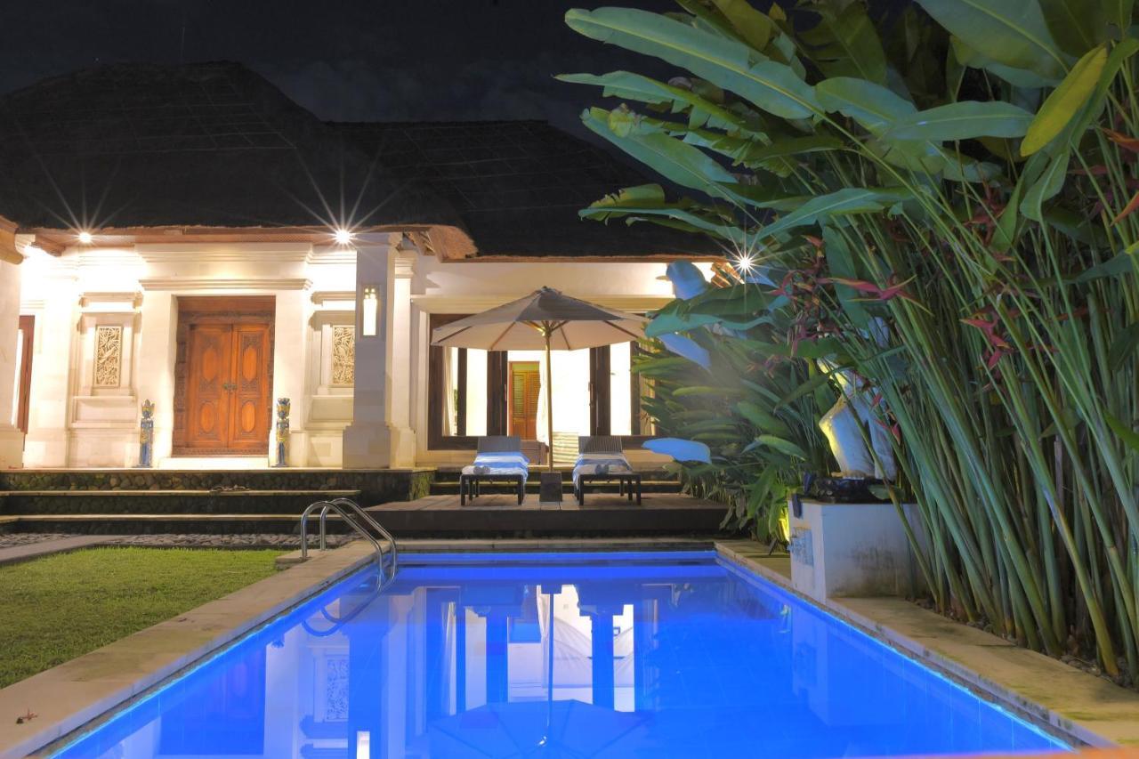 Arona Villa Sanur Buitenkant foto